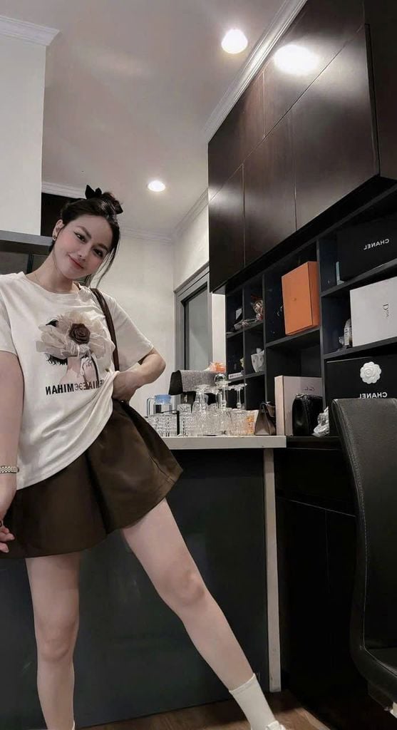 VGU0858 - SET ÁO THUN ĐÍNH HOA NỔI - QUẦN SHORT