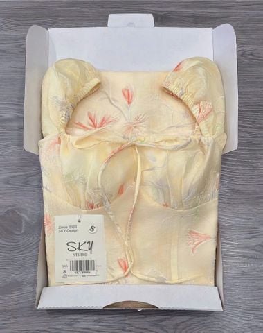 SKY8809 ĐẦM TENCEL HOA THÊU CAO CẤP (VÀNG)