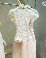 VGU0833 ĐẦM HỒNG REN SÓNG NƠ EO