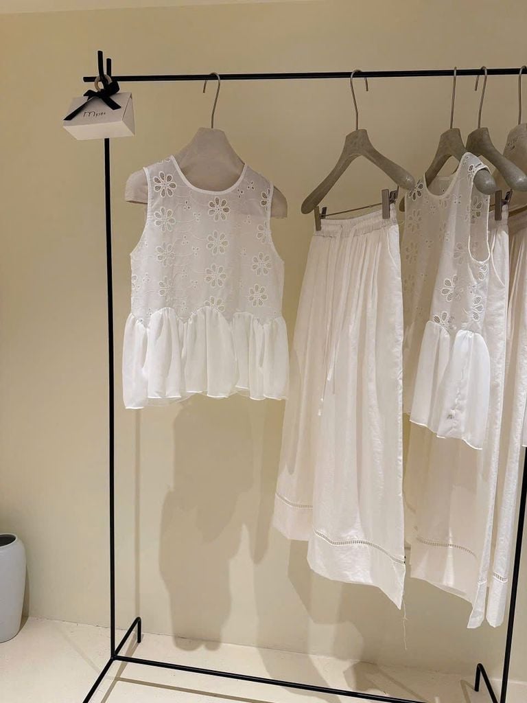 TB8851 - SET REN HOA CAO CẤP