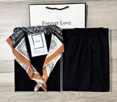 VGU0956 - SET ĐEN ( KÈM KHĂN TUBAN)