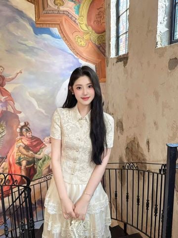 VGU1096 - SET ÁO CỔ SƠ MI PHỐI REN- CHÂN VÁY REN TẦNG DÀI
