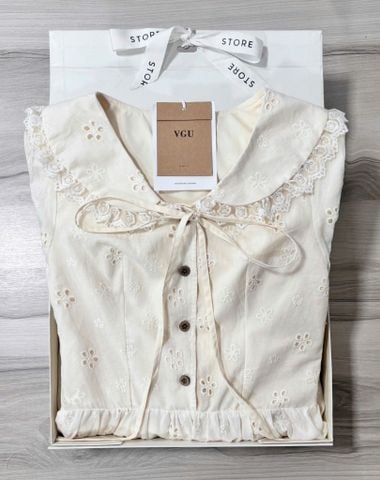 VGU1200 ĐẦM HOA THÊU TAY DÀI CỔ BÈO CAO CẤP