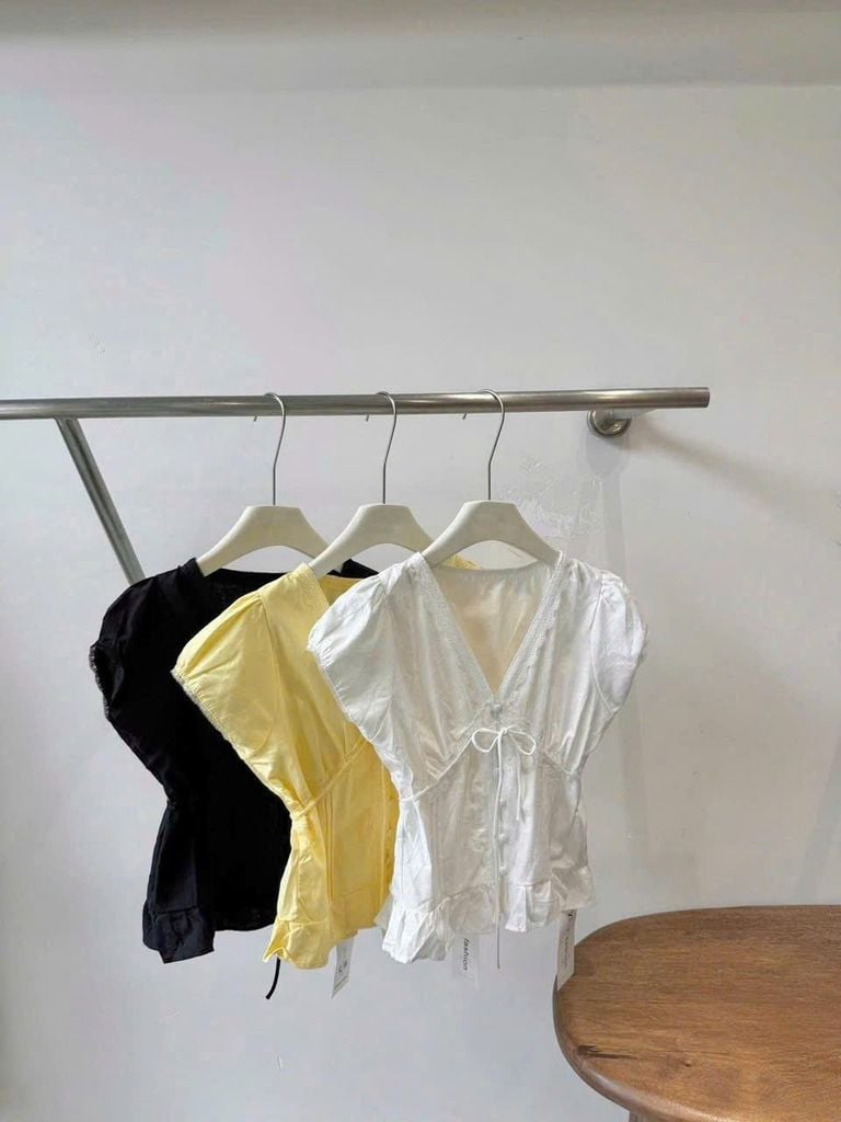 KS1116 - ÁO KIỂU LINEN PHỐI REN ( ÁO LẺ) - MÀU ĐEN