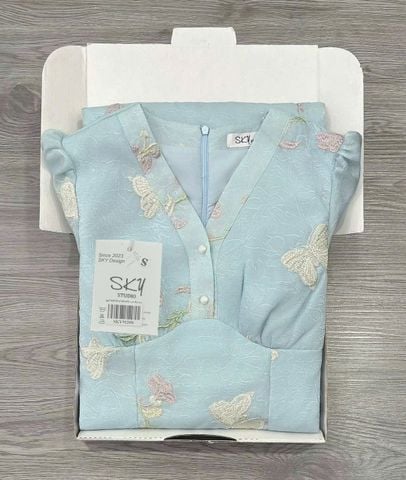 SKY9120 ĐẦM TENCEL THÊU HOA CAO CẤP (XANH)