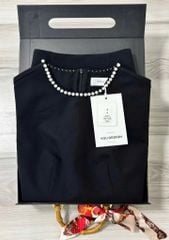 VGU1303 SET ÁO CỔ ĐÍNH NGỌC +CV DÀI (ĐEN )