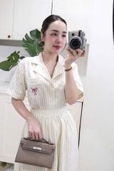 SKY9185 - ĐẦM CỔ SƠ MI SỌC THÊU NƠ FORM DÀI