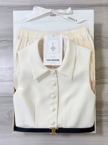 VGU1143 SET ÁO + CV DÀI XẾP LY KÈM NỊT