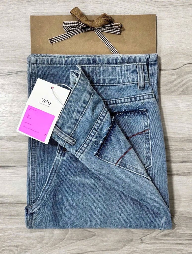 VGU1369 - QUẦN JEAN DÀI WASH - MÀU NHẠT