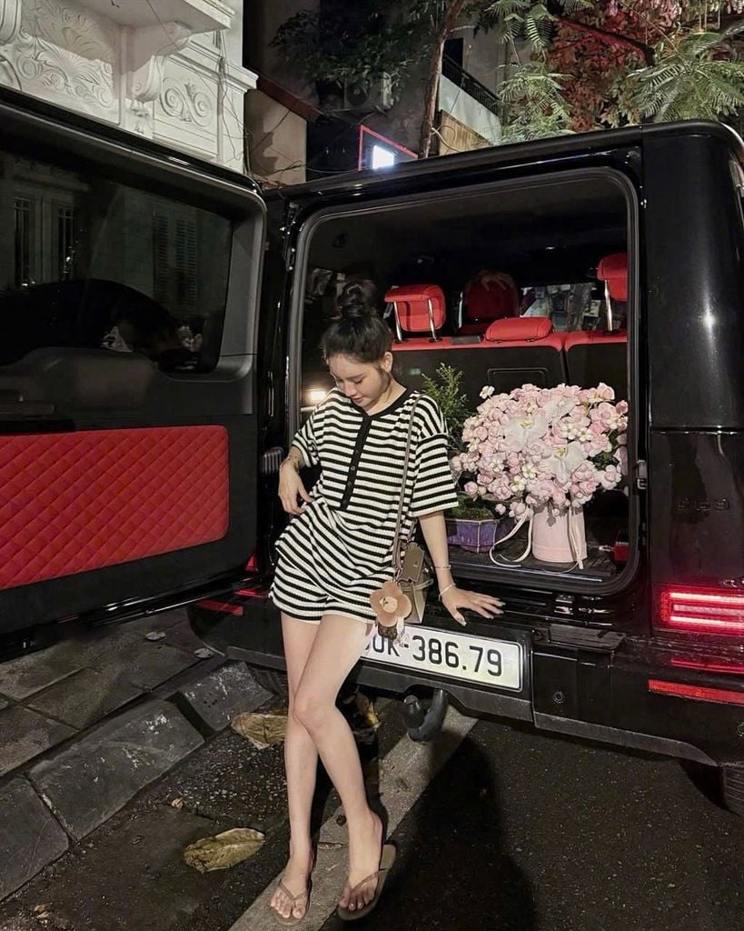 SKY9122 - SET BỘ SỌC TRẮNG ĐEN