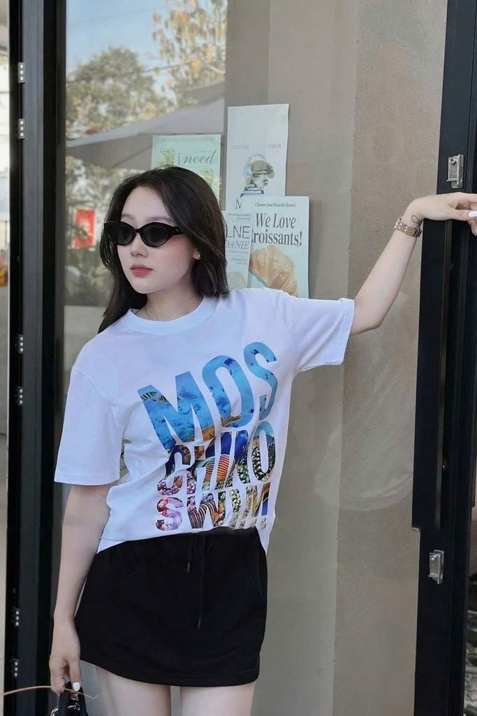 KS1305 - SET ÁO THUN IN MOS CHINO + CHÂN VÁY NGẮN