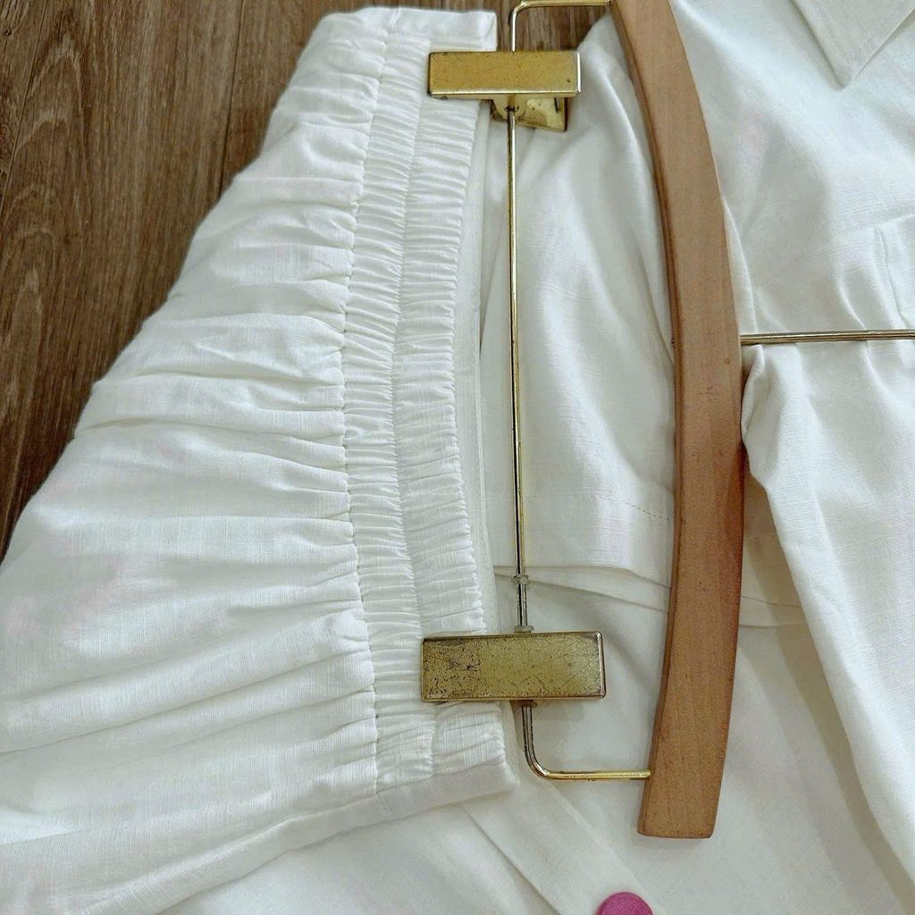 KS1266 - SET ÁO CỔ SƠ MI DÁNG LỬNG - CHÂN VÁY DÀI (MÀU KEM)