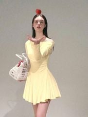 VGU1441 - ĐẦM NGẮN BẸT VAI TAY DÀI ( KÈM QUẦN BẢO HỘ) - MÀU VÀNG