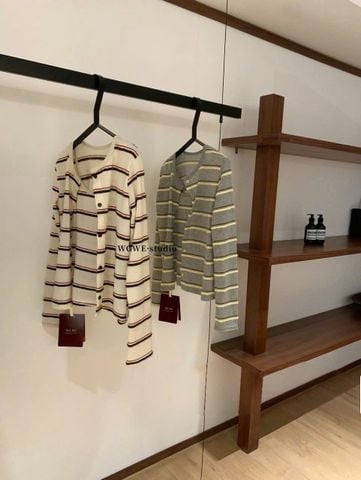 LEN4004 SET ÁO DÂY SỌC PHỐI LÔNG + KHOÁC TAY DÀI (KEM)