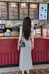 SKY9347 - ĐẦM THUN BODY SỌC TRẮNG VIỀN REN ĐEN