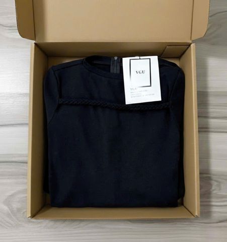 VGU1546 ĐẦM THUN ĐEN PHỐI DÂY BÍNH