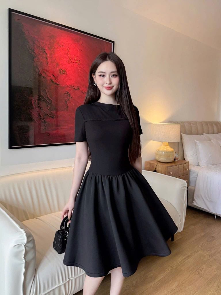 VGU1546 ĐẦM THUN ĐEN PHỐI DÂY BÍNH