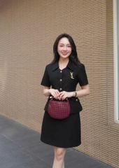 VGU1538 SET CỔNG SỞ PHỐI TAG - CHÂN VÁY NGẮN (ĐEN)