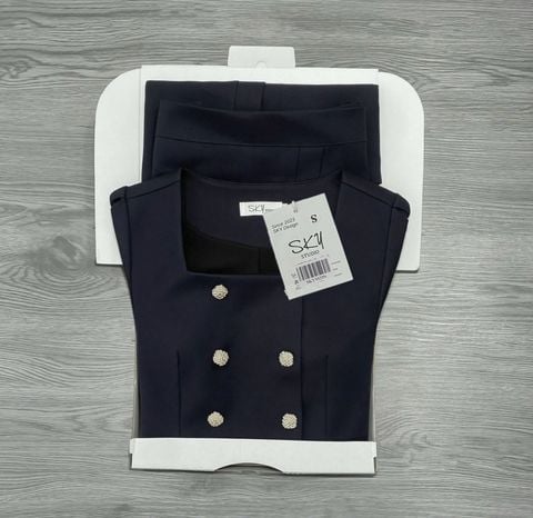 SKY9329 - SET CÔNG SỞ ÁO CỔ VUÔNG - CHÂN VÁY DÀI