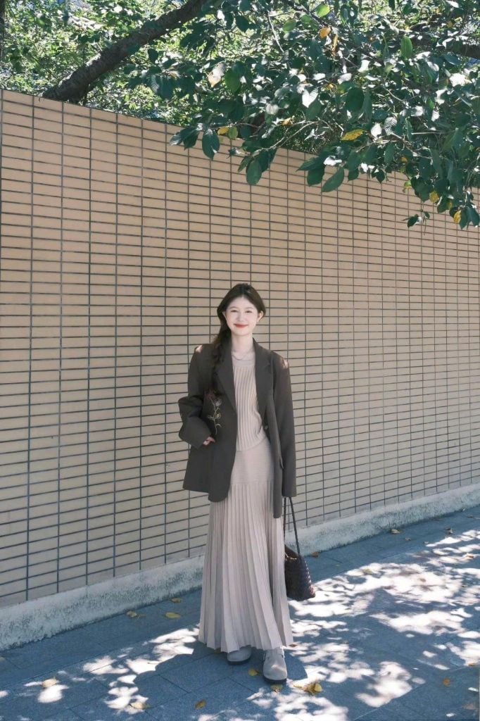 VGU1642 - ÁO KHOÁC VEST THÊU HOA ( ÁO LẺ)