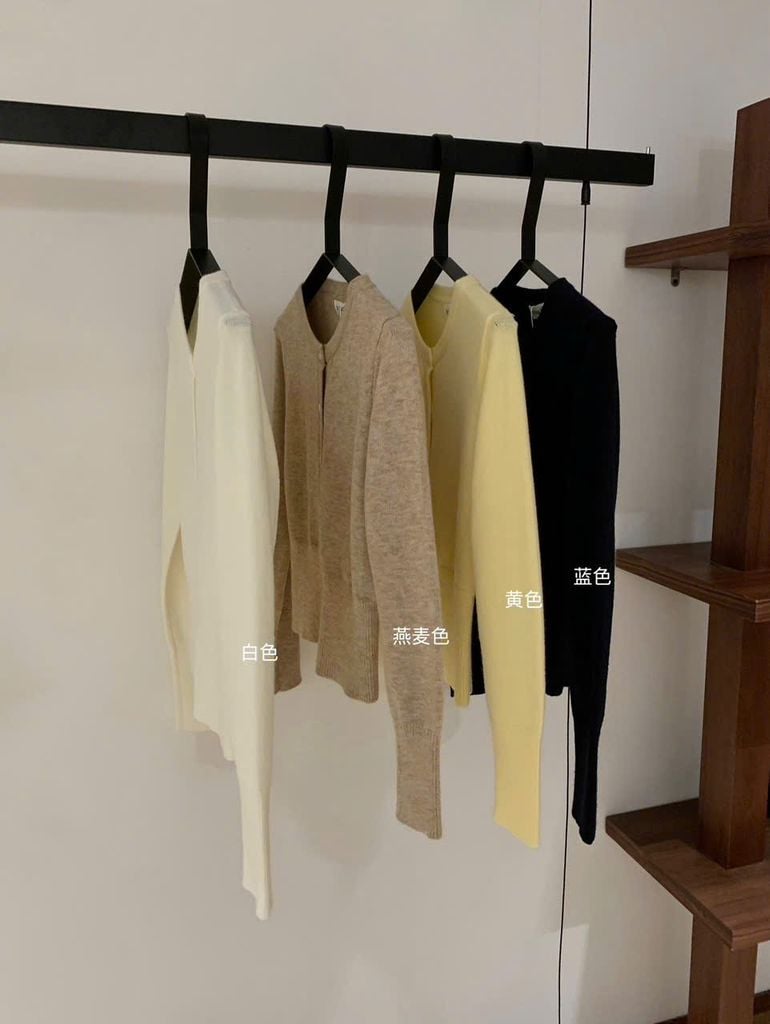 LEN4446 KHOÁC LEN BODY QC (KEM)