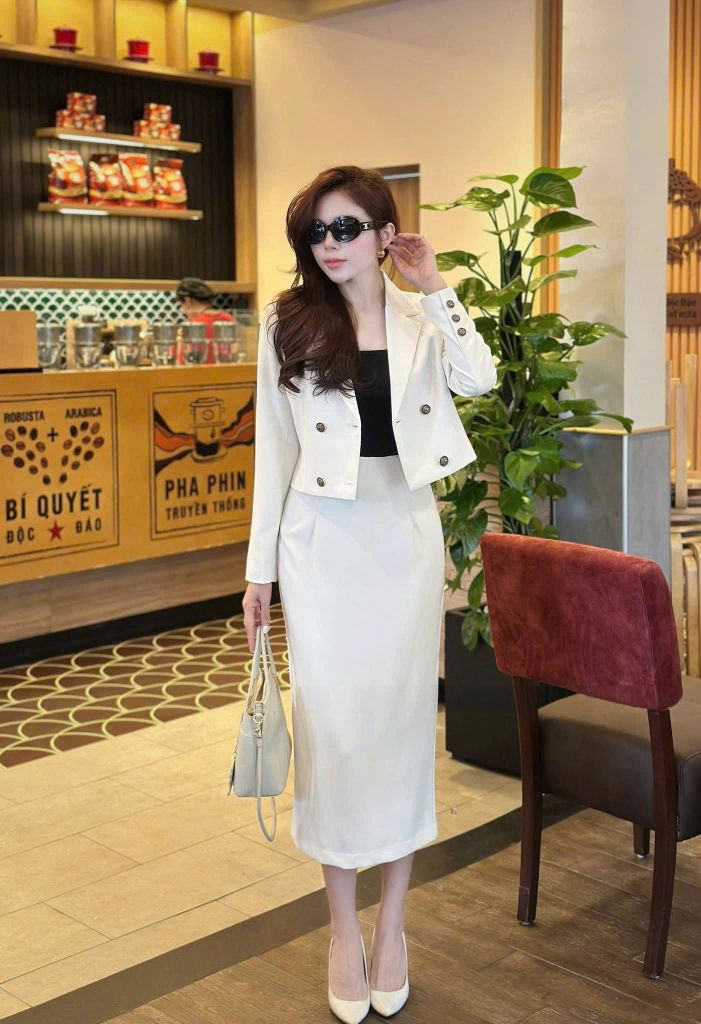 KS1381 SET VEST FORM NGẮN C.CẤP - CHÂN VÁY A (KEM) - KO KÈM LÓT