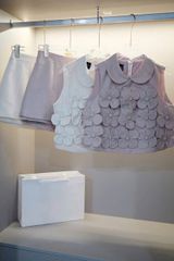 TB9389 SET ÁO CỔ SEN KẾT HOA NỔI - CV NGẮN (HỒNG CAM)