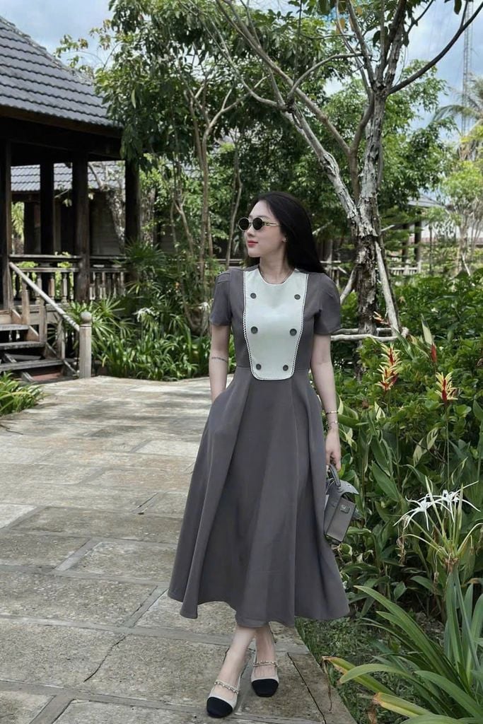 SKY9483 ĐẦM DÀI CỔ YẾM REN NÚT BỌC (XÁM)