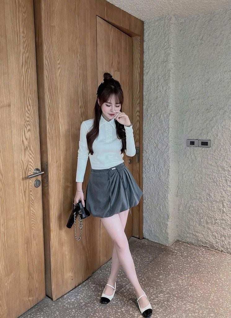 SHE4690 - SET ÁO TAY DÀI TRẮNG, C.VÁY BÍ XÁM