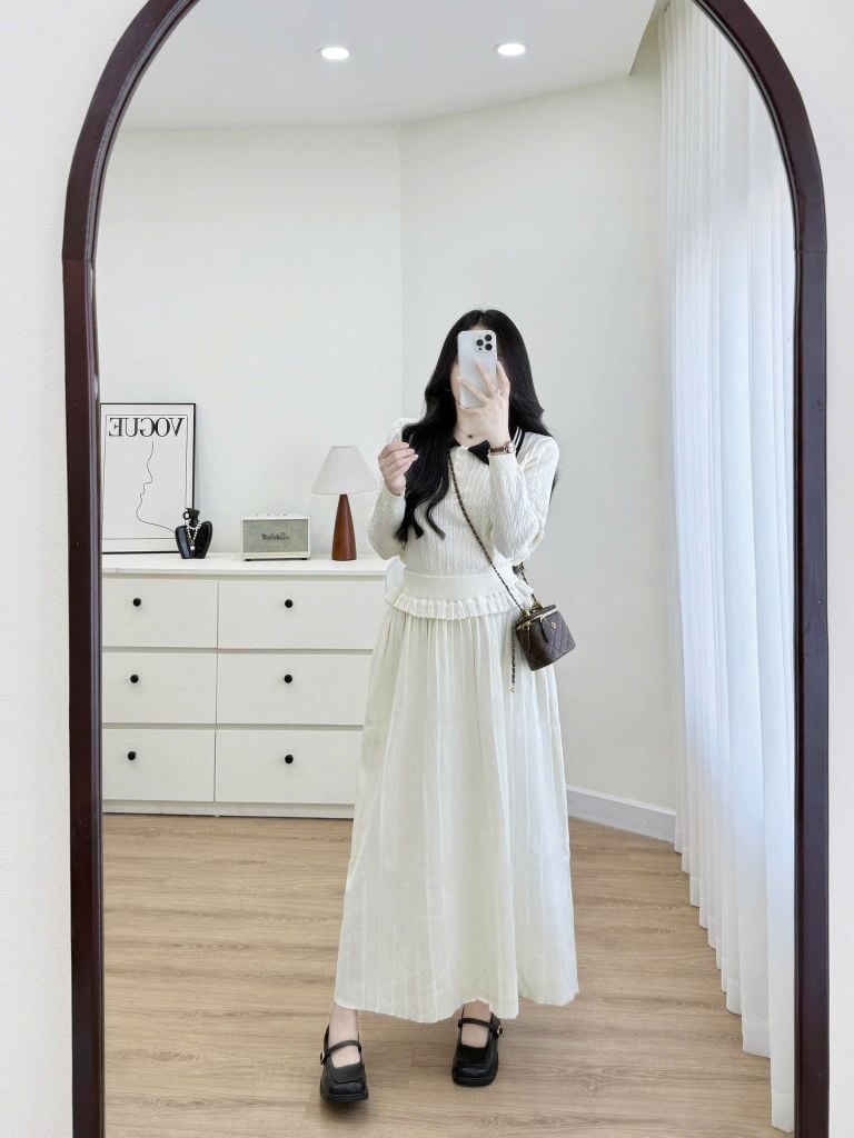 LEN4830 SET LEN POLO - CV DÀI VIỀN BÈO (KEM)