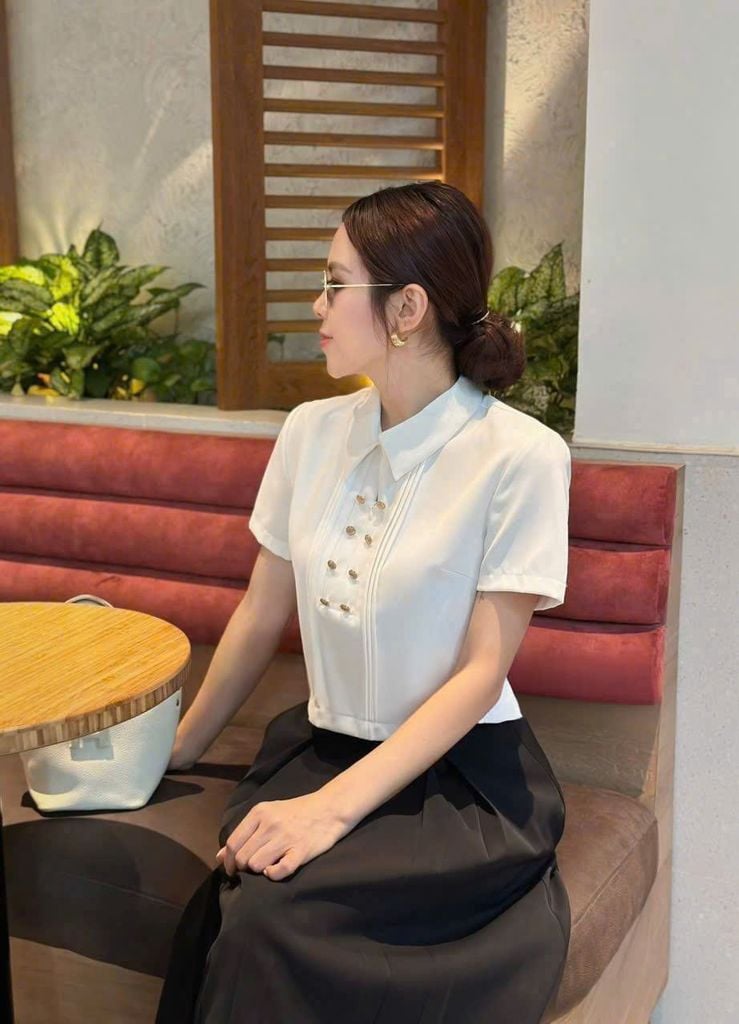 VGU1700 SET SƠMI FORM NGẮN PHỐI NÚT - CHÂN VÁY DÀI