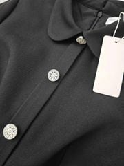 VGU1761 ĐẦM ĐEN CỔ SEN NÚT ĐÁ