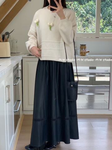 LEN4708 ÁO LEN HOA TULIP (KEM)