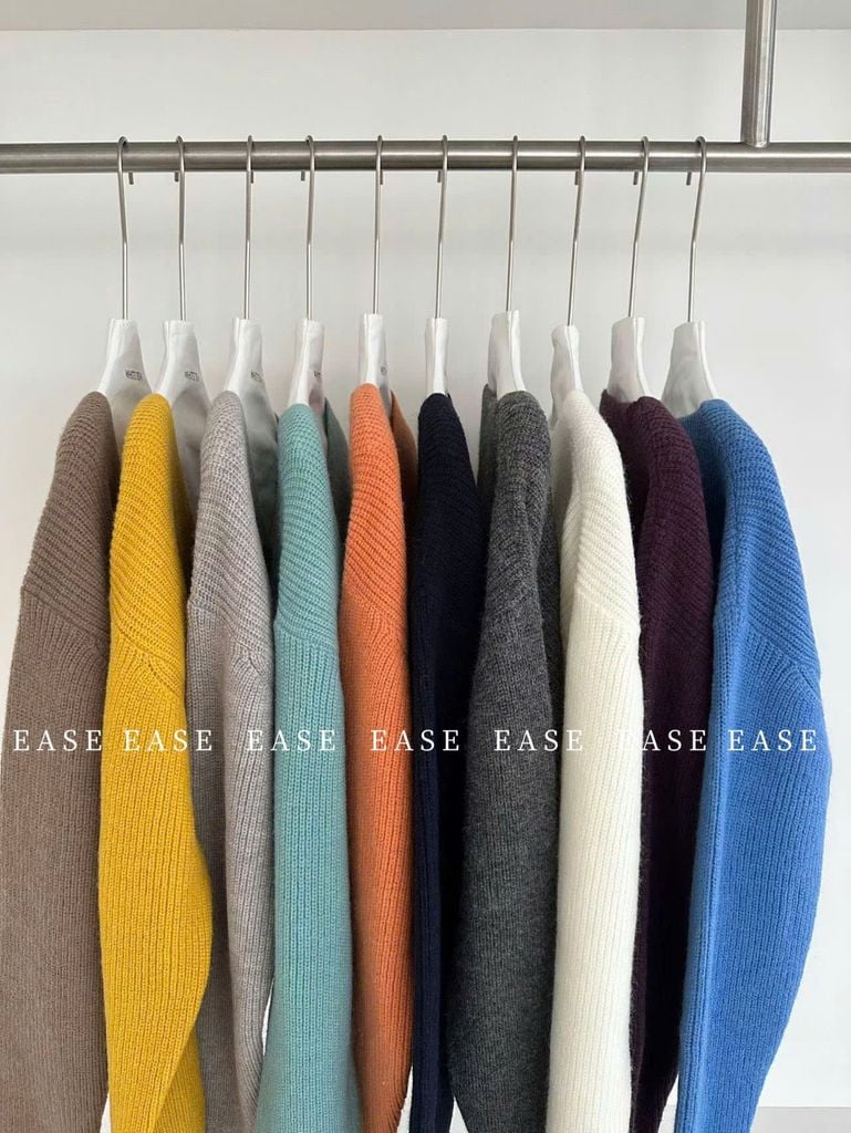 LEN4779 KHOÁC LEN BASIC CỔ V (KEM)