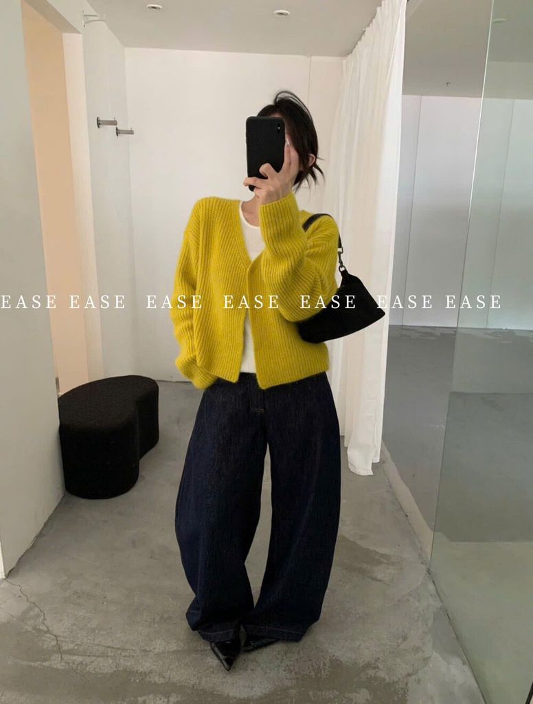 LEN4779 KHOÁC LEN BASIC CỔ V (KEM)