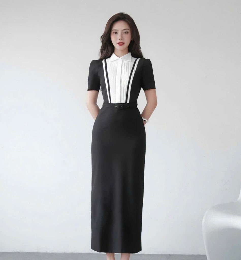 VGU1779 ĐẦM DÀI ĐEN TK CỔ SƠMI XẾP LI