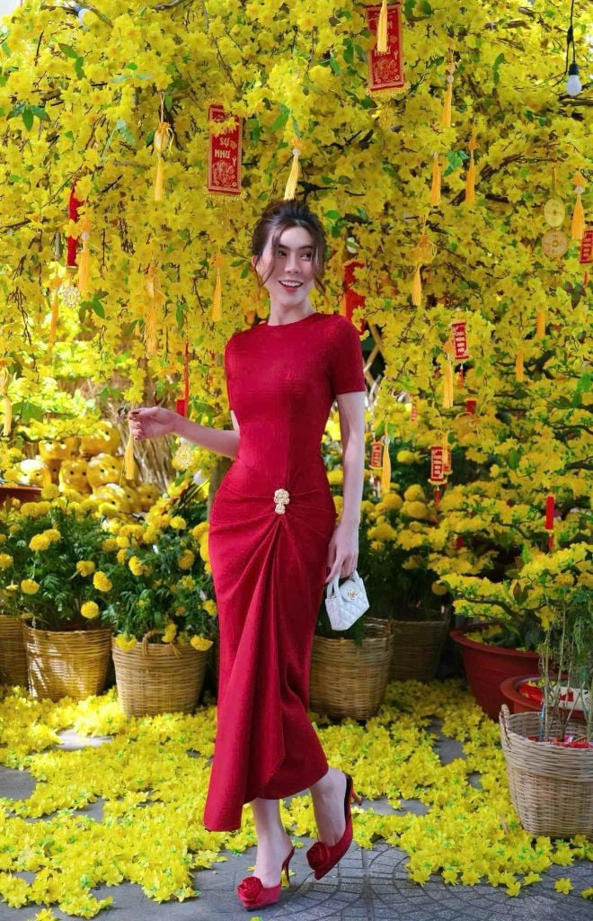 SKY9582 - ĐẦM ÔM BODY GẮN TAG - MÀU ĐỎ