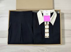 VGU1778 - SET ÁO PHỐI NÚT CỔ - CHÂN VÁY XẾP LY