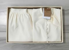 VGU1800 - SET THANH LỊCH ÁO CỔ TRỤ NƠ - CHÂN VÁY DÀI