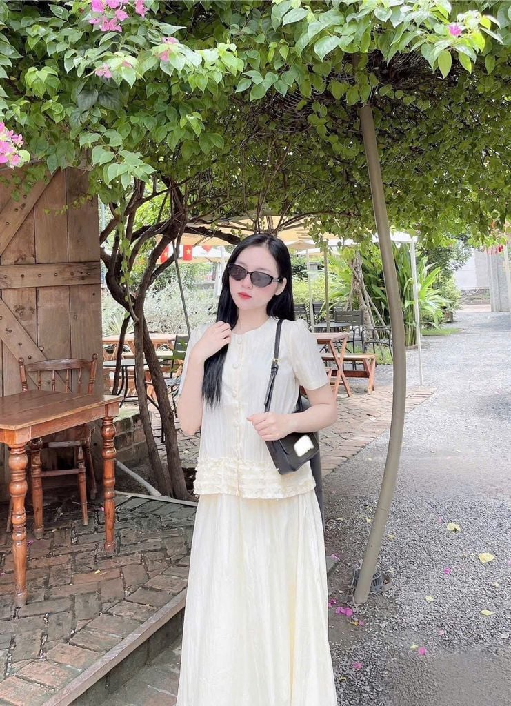 VGU1705 - SET KEM ÁO VIỀN BÈO - CHÂN VÁY DÀI