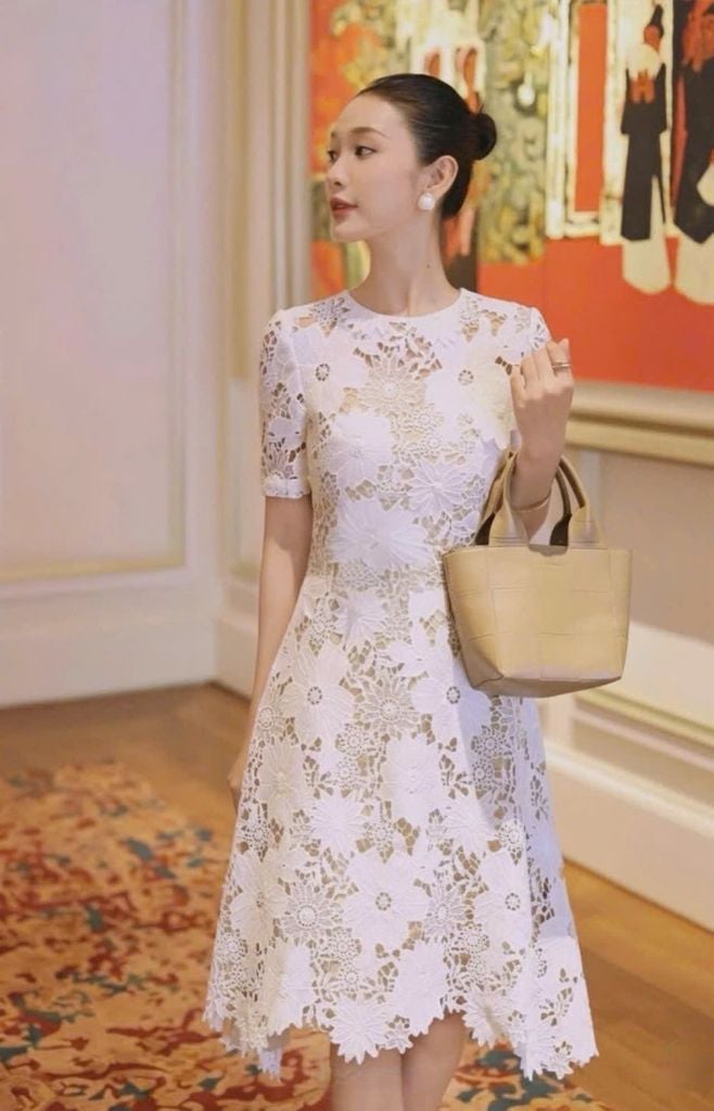 VGU1819 - ĐẦM FULL REN HOA