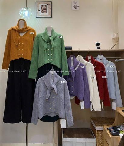 LEN5382 KHOÁC LEN NÚT 2HÀNG PHỐI CHOÀNG (TÍM) 2973