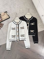 LEN5519 ÁO LEN NÚT ĐỒNG PHỐI VIỀN (KEM) 652