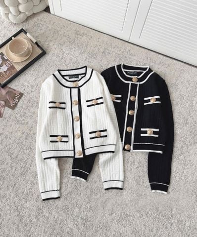 LEN5519 ÁO LEN NÚT ĐỒNG PHỐI VIỀN (KEM) 652