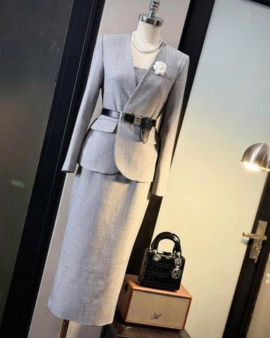 VGU1927 - SET 3 MÓN - ÁO VEST + ĐẦM + TAG HOA ( KO KÈM NỊT )- MÀU XÁM