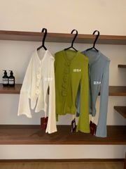 LEN5643 -  LEN MỎNG TAY DÀI  NÚT BẤM HOA 7469 - MÀU XANH LÁ