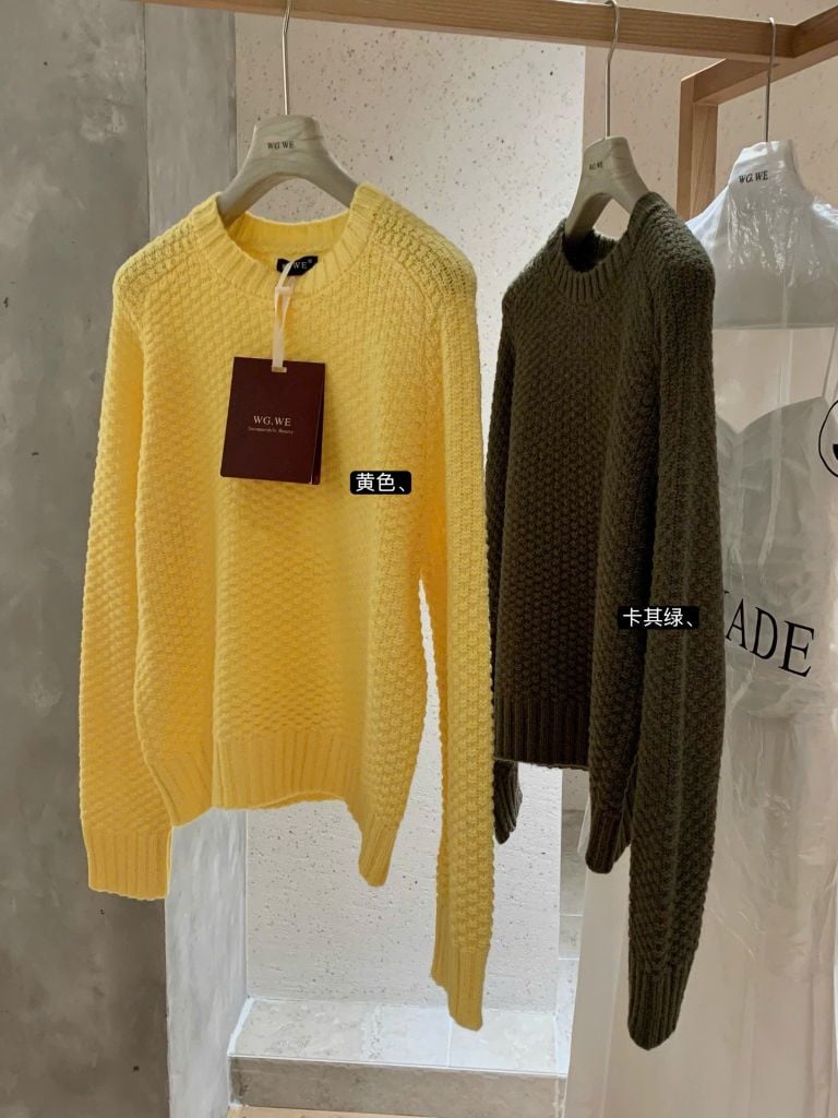 LEN5703 ÁO LEN TAY DÀI WGWE (NÂU RÊU) 7811