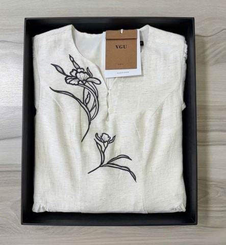 VGU1899 - ĐẦM DÀI THÊU HOA