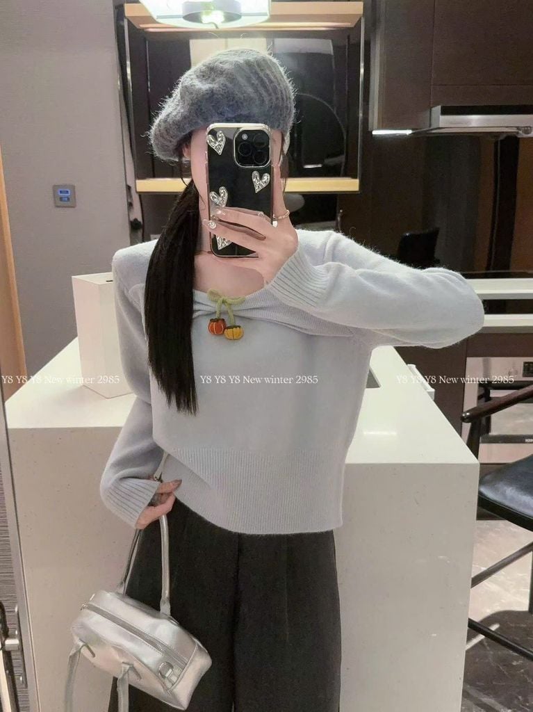 LEN5863 ÁO LEN TAY DÀI ĐÍNH NƠ TRÁI BÍ ( XANH )