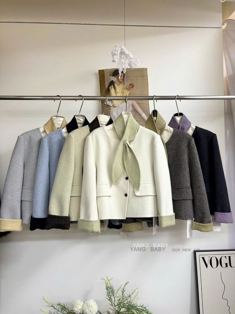 LEN6046 KHOÁC DẠ CỪU PHỐI MÀU KÈM KHĂN (XÁM) 26336